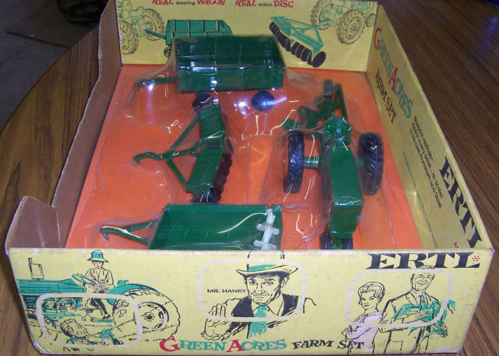 Ertl produced this fine die cast metal replica of Oliver's Hoyt-Clagwell